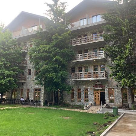 Fusha E Gjes Hotel ヴァルボナ エクステリア 写真